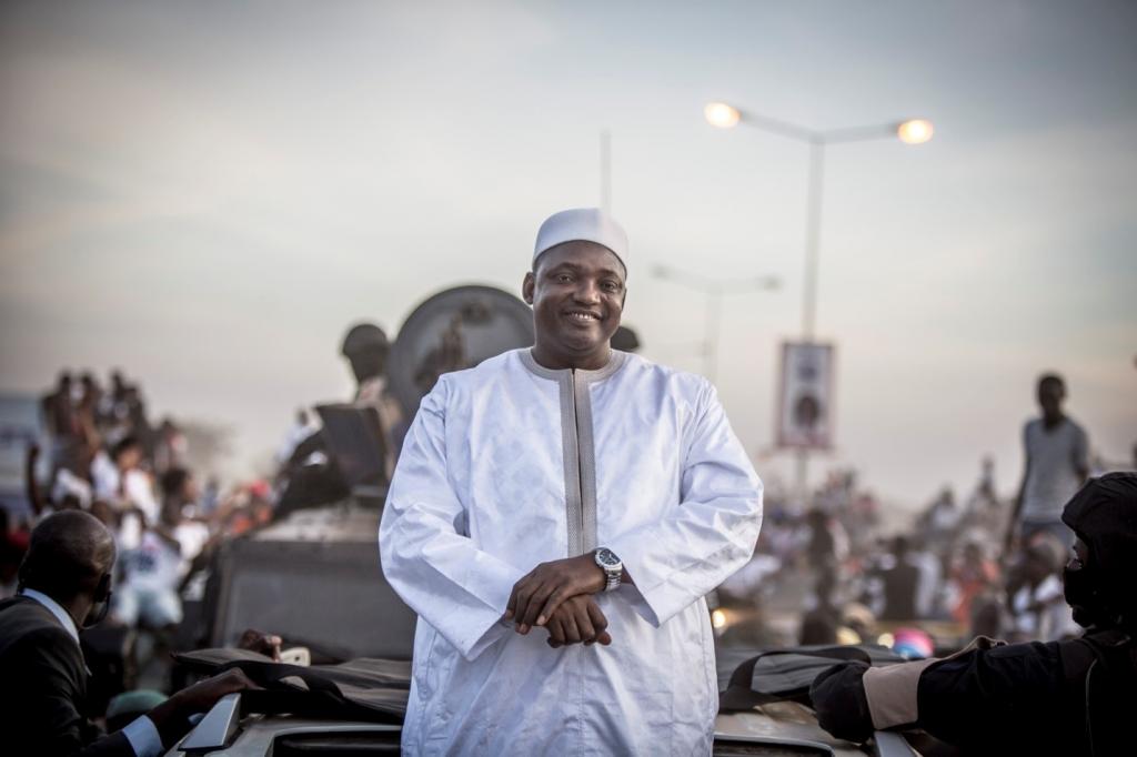 Gambie : Adama Barrow remporte l’élection présidentielle