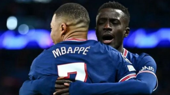 Idrissa Guèye, le transfert choc du PSG ?