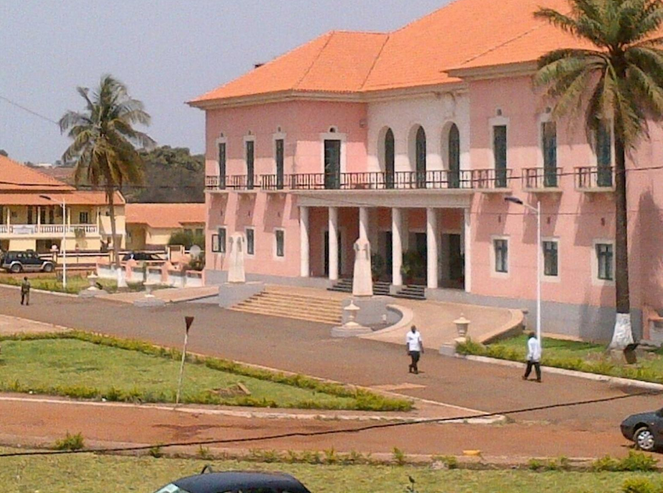 Situation confuse à Bissau : les images des affrontements