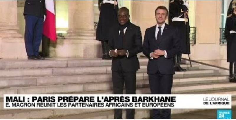 Paris prépare l’après Barkhane : E. Macron réunit les partenaires africains et européens