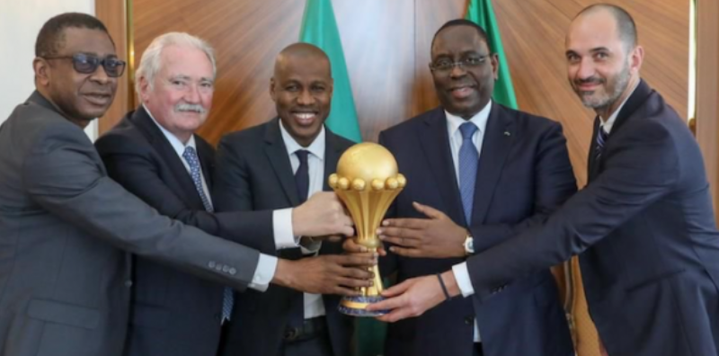 6 City Stadium offerts à l’Etat… Les coulisses de la rencontre entre Macky Sall, Mady Touré, Bernard Serin et Youssou Ndour