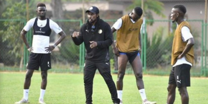 Aliou Cissé : « Nous devons améliorer notre efficacité » devant les buts