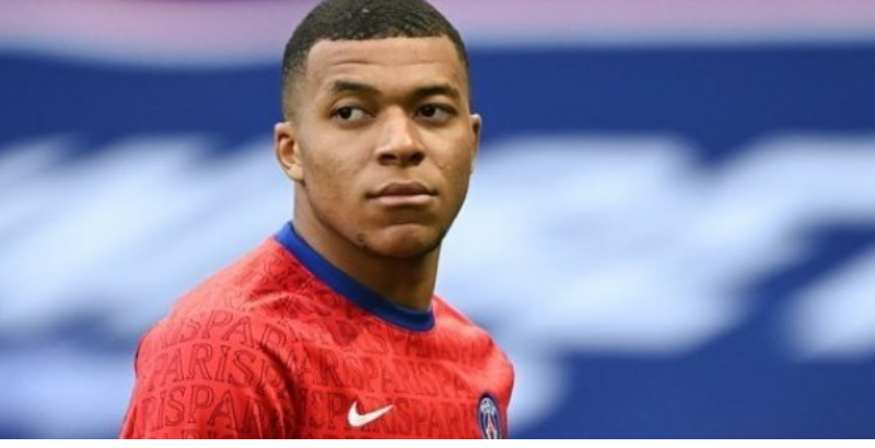 Mbappé en colère contre un site de paris en ligne