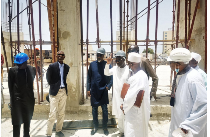 Mosquée omarienne : le très discret milliardaire Yérim Sow sur le chantier