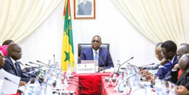 Respect des périodes de précampagne et campagne électorale : Macky Sall ne recule pas