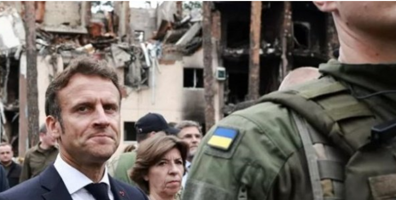 “Il ne fait jamais rien sans arrière-pensée”: Macron critiqué par l’opposition pour son déplacement en Ukraine