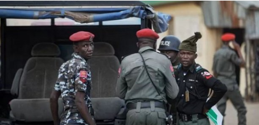 Nigeria: des hommes armés attaquent l’équipe de sécurité du président