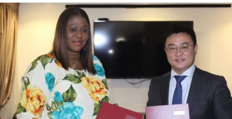 Signature d’un protocole d’accord entre Huawei et le Ministère de la jeunesse sénégalais pour favoriser l’inclusion numérique