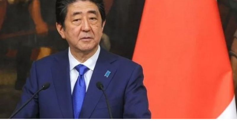 “Perte irréparable” pour Poutine, “Un moment très, très triste”: les réactions internationales à la mort de Shinzo Abe