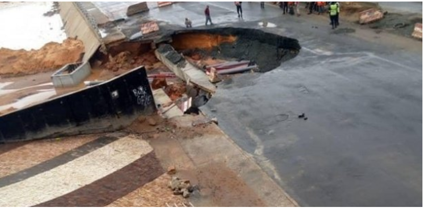 Fortes pluies à Dakar: Une partie du pont l’émergence s’affaisse