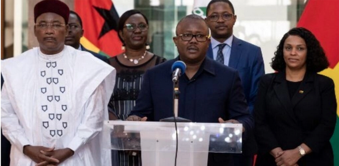 Transition au Burkina Faso: une délégation de la Cédéao fait le point à Ouagadougou