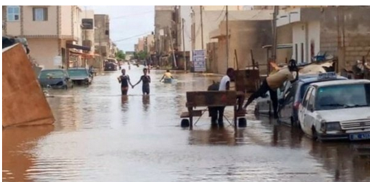 Yeumbeul Sud : La population proteste contre les inondations et saccage la mairie