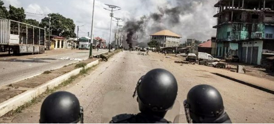 Manifs en Guinée : dix blessés parmi les forces de l’ordre