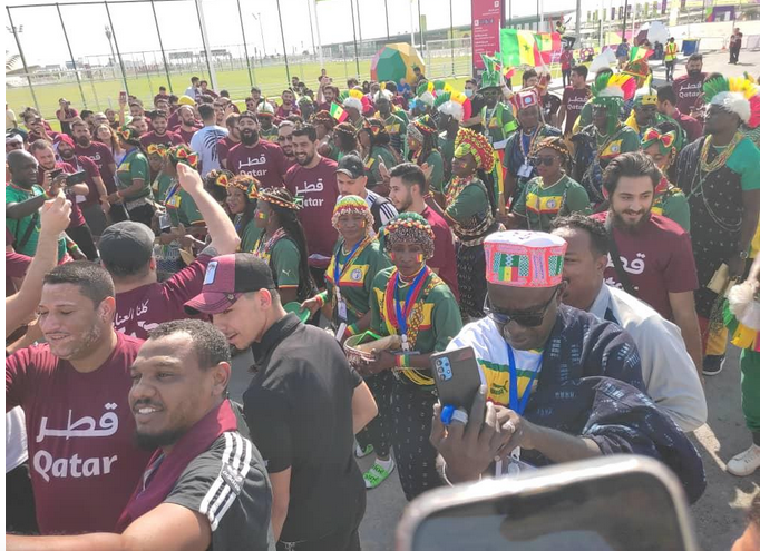 CM 2022 : les belles images de l’avant-match Qatar vs Sénégal à l’entrée du stade