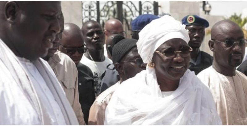 Touba : Aminata Touré reçue à huis clos par Serigne Mountakha