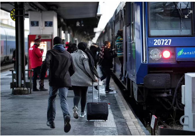 Deux trains supprimés entre Lille et Bruxelles: les navetteurs dénoncent “un véritable scandale”