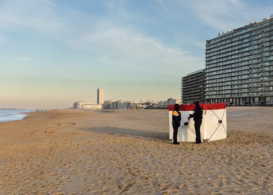 La thèse du suicide privilégiée après la découverte d’un corps sans vie sur la plage d’Ostende