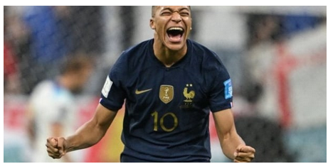 FINALE CDM-2022: Le discours de Mbappe qui change tout à la mi-temps !