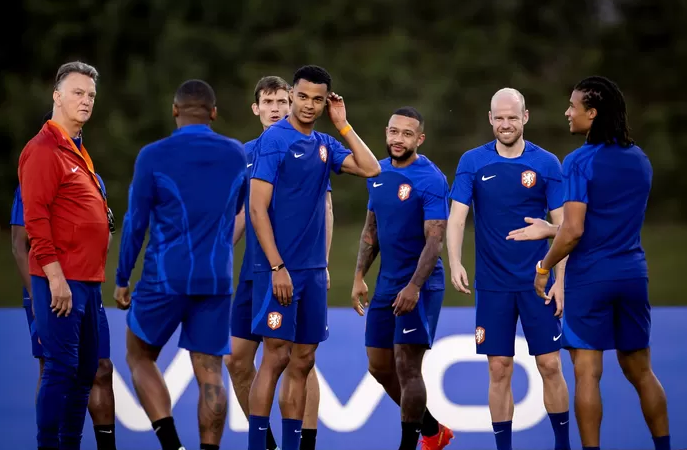 Gakpo et les Pays-Bas face au bunker américain, découvrez les compositions