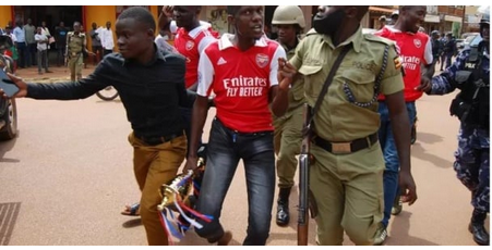 Des supporters d’Arsenal arrêtés en Ouganda après avoir célébré la victoire de leur club