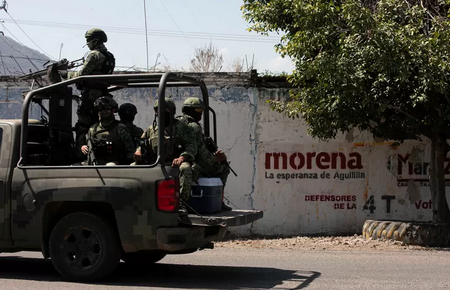 Trente-et-un corps découverts dans des tombes clandestines au Mexique