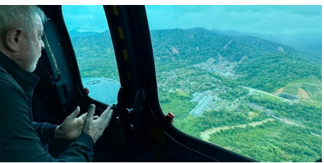 Des inondations au Brésil font une quarantaine de morts, Lula survole la zone