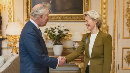 Ursula von der Leyen rencontre le roi Charles III à Windsor