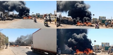 Pneus brûlés, route barrée : À Yarakh, des jeunes manifestent leur colère