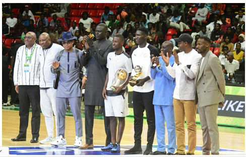 AS Douanes vs Stade Malien : il y avait du beau monde au Dakar Arena (IMAGES)