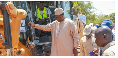 “Infatigable Macky Sall !” (Par Bouna Kanté)