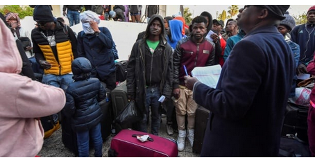 Tunisie: 300 personnes rapatriées par la Côte d’Ivoire et le Mali (AFP)