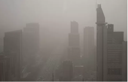 Une violente tempête de sable s’abat sur Pékin et le nord de la Chine