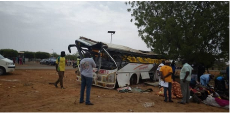 Accident à Louga : Un bus se renverse, cinq morts (bilan provisoire)