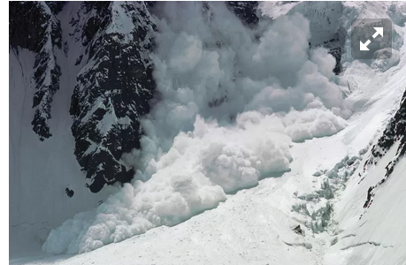 Avalanche à la frontière franco-italienne: trois corps retrouvés