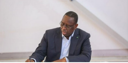 Macky Sall nomme pour la première fois de l’histoire une femme au grade de général