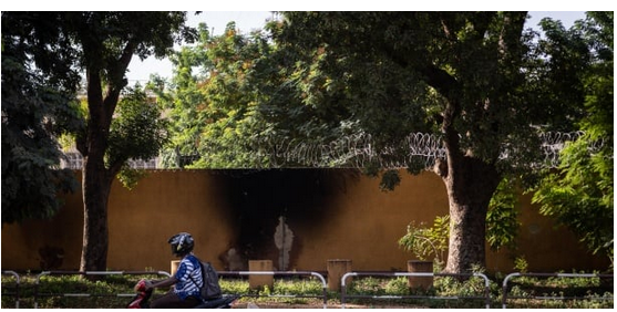 Burkina: un préfet enlevé par des hommes armés retrouvé mort dans une forêt