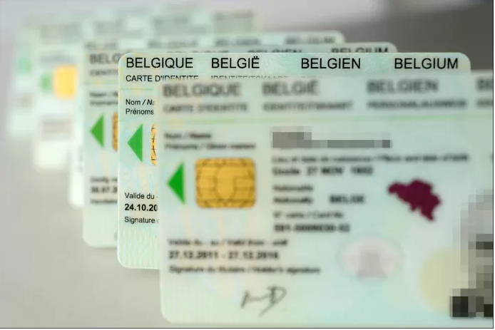 Près de 600 Belges ont changé de sexe sur leur carte d’identité en 2022