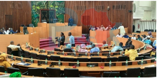 Assemblée : Les députés convoqués pour une session extraordinaire