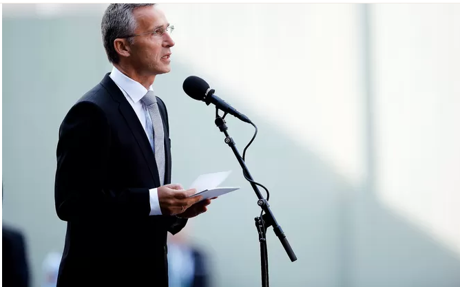 Jens Stoltenberg reconduit à la tête de l’Otan pour un an