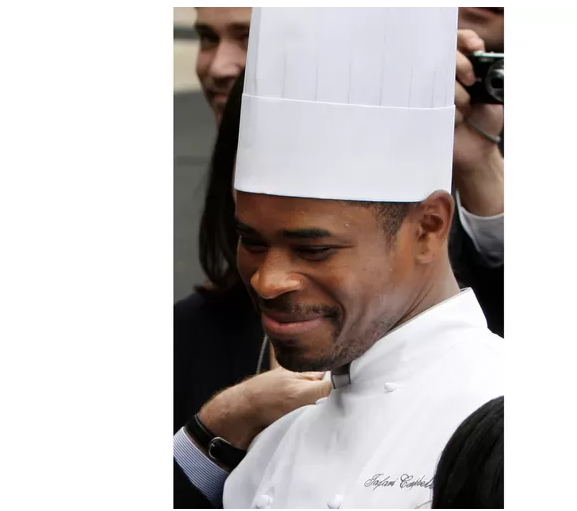 Le chef cuisinier “adoré” du couple Obama retrouvé mort dans un lac de Martha’s Vineyard