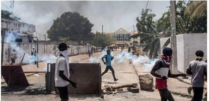 Ziguinchor : Des jeunes encagoulés décrètent une journée « ville morte »