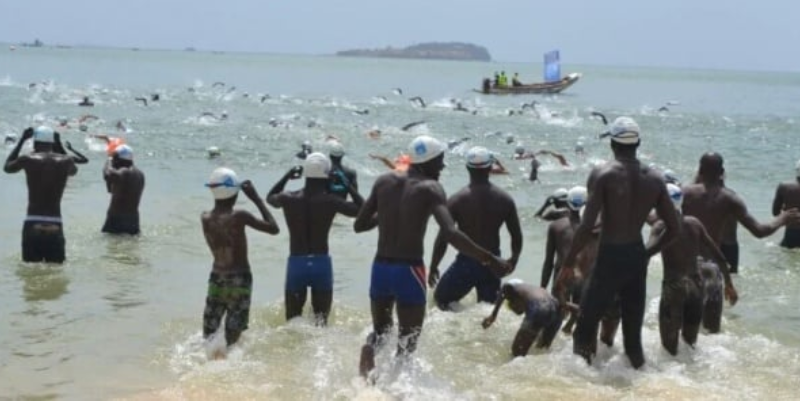 Natation : près de 600 participants pour la traversée Dakar-Gorée