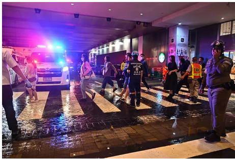 Fusillade dans un haut-lieu touristique de Bangkok: 3 morts et 4 blessés, l’auteur, 14 ans, arrêté