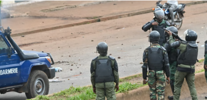 Guinée: une douzaine de journalistes arrêtés lors d’une manifestation contre la censure