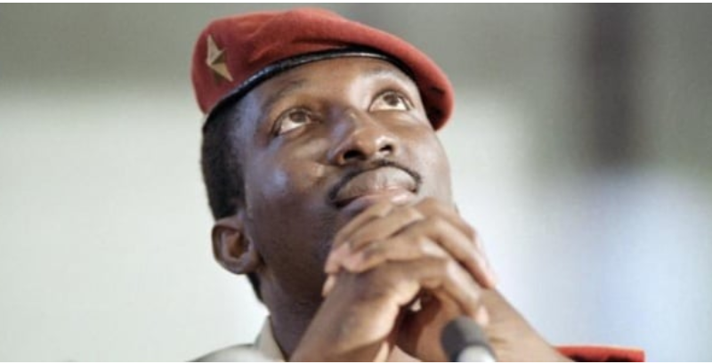 Burkina: l’ex-président Thomas Sankara élevé au rang de « héros de la Nation »