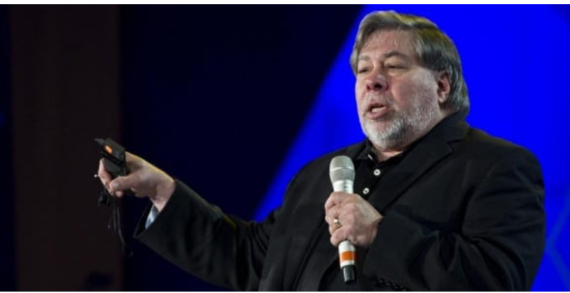 Le co-fondateur d’Apple Steve Wozniak hospitalisé à Mexico