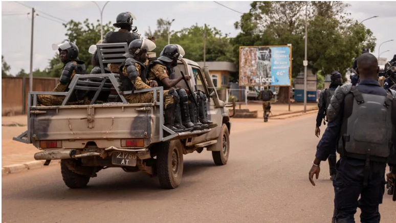 Burkina Faso: plusieurs dizaines de personnes tuées dans un village de la région Centre-Nord