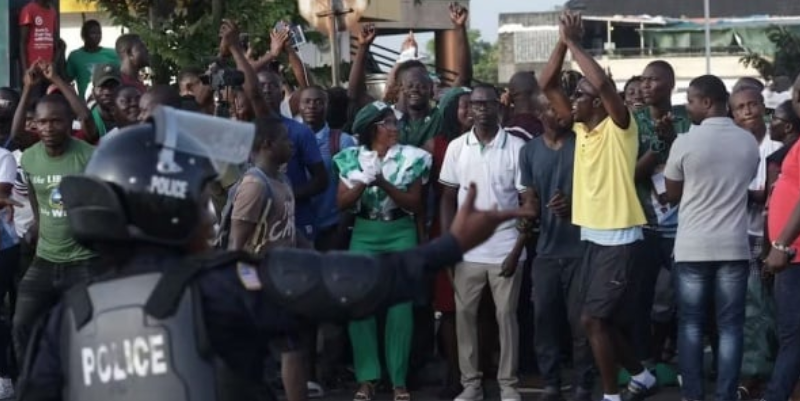 Liberia: une voiture fonce sur des supporteurs de Boakai, des victimes