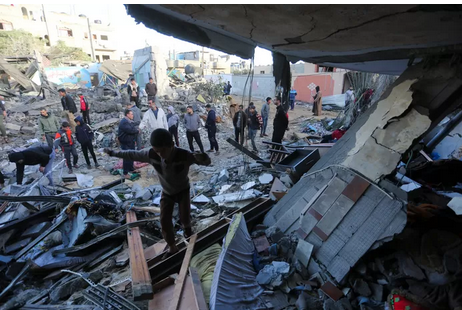 LIVE: la pause humanitaire a débuté à Gaza, l’armée israélienne rappelle que « la guerre n’est pas terminée”