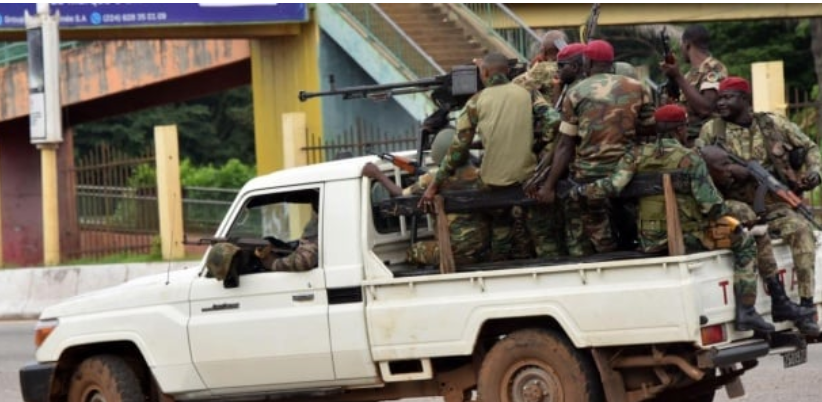 Situation tendue en Guinée: tirs nourris et accès bloqués dans le centre de Conaky